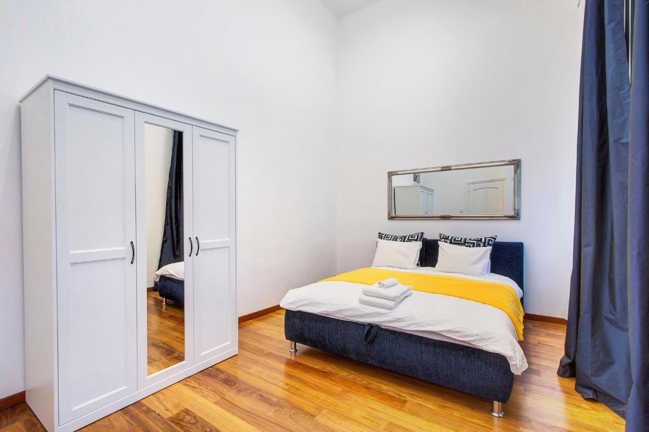 Royale Apartment Budapest Bagian luar foto