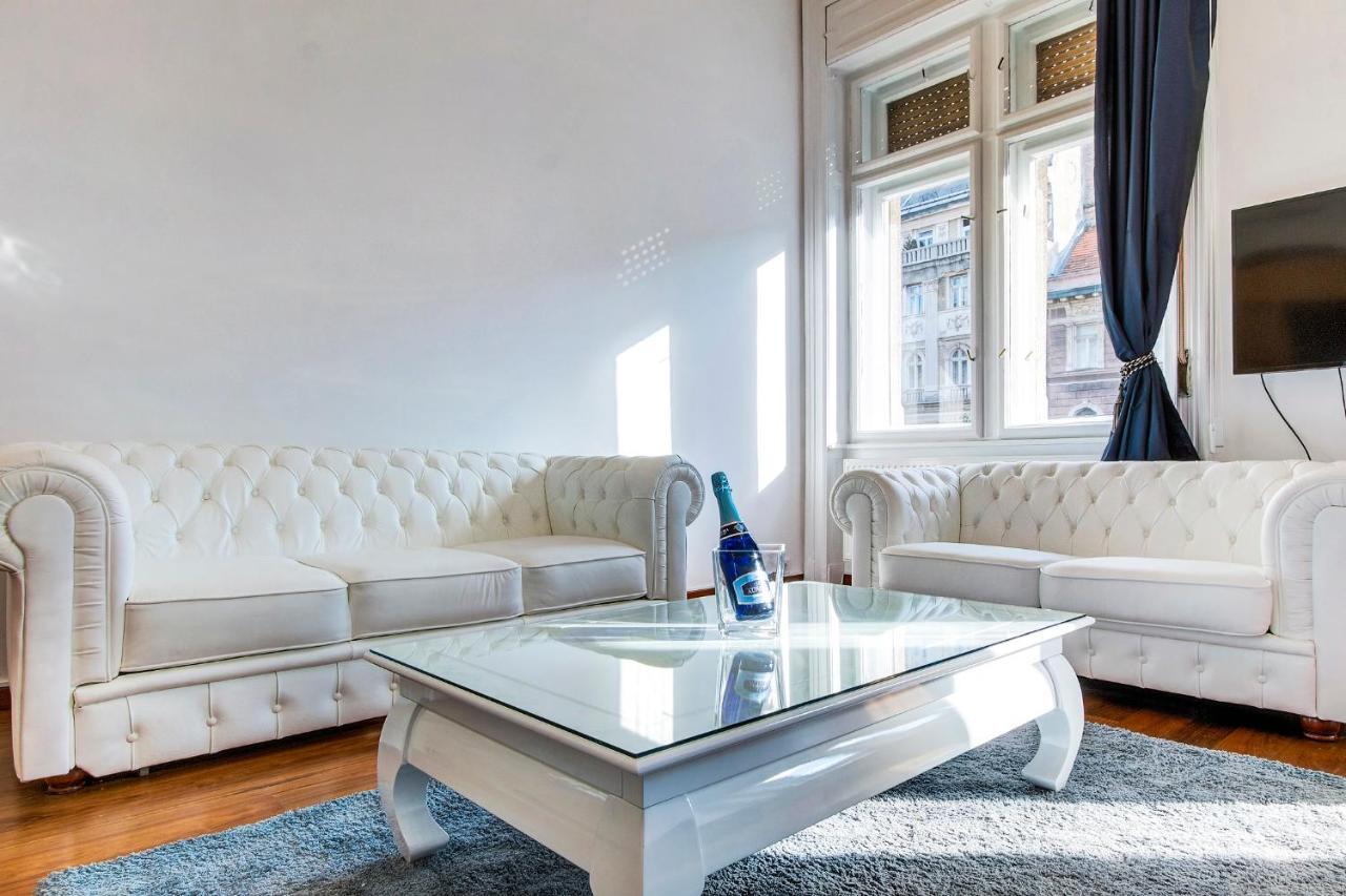 Royale Apartment Budapest Bagian luar foto